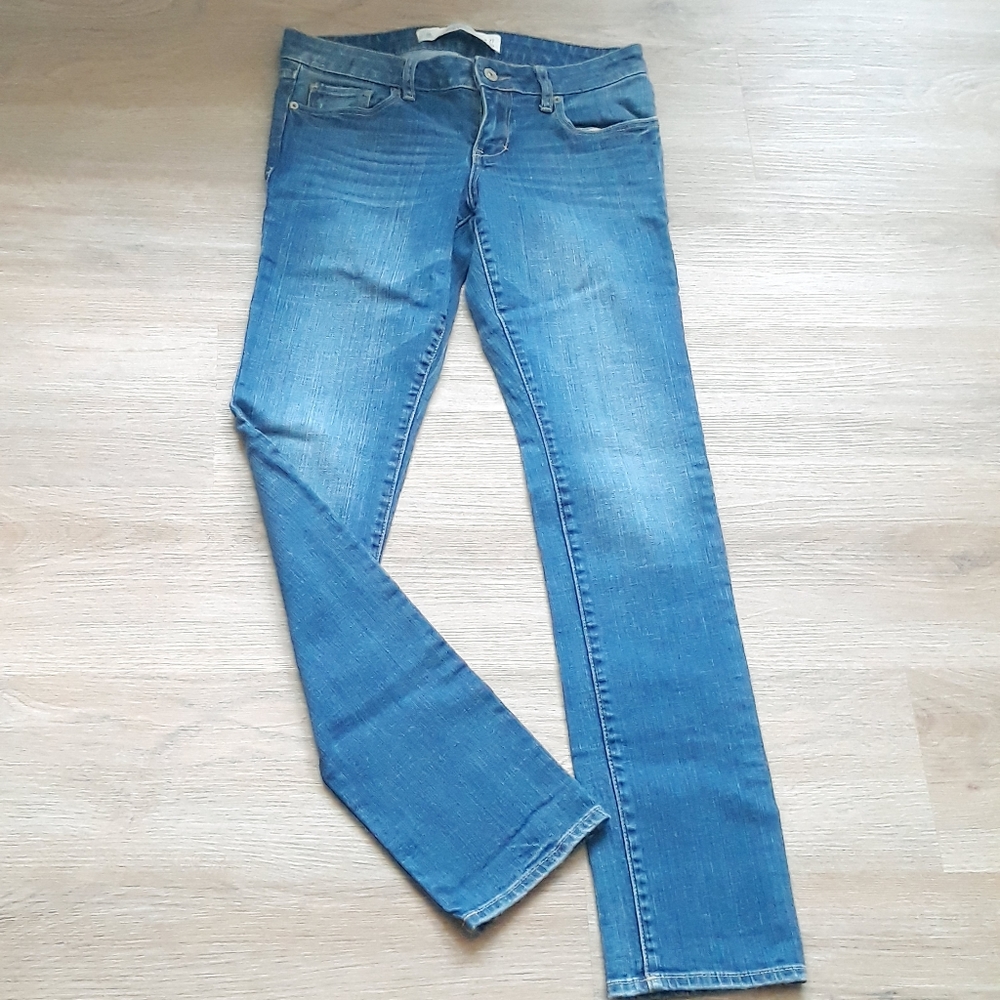 Abercrombie The A&F Skinny Jeans - Size 3/4 Medium Wash Low Rise Jeans - Picture 3 of 9